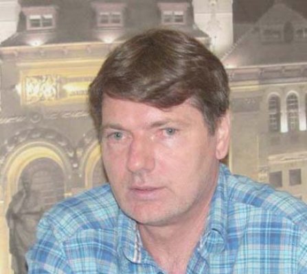 Oleniuc nu mai candidează la Primăria Mangalia, pentru a ajuta la dărâmarea lui Tusac